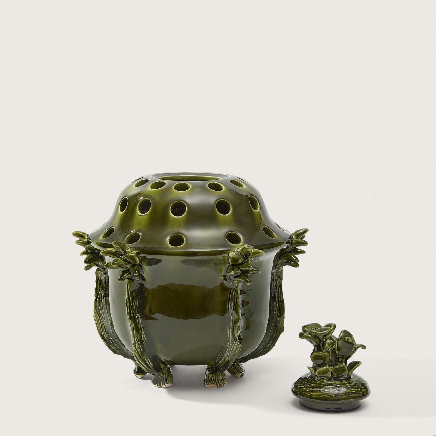 KHAKI GREEN