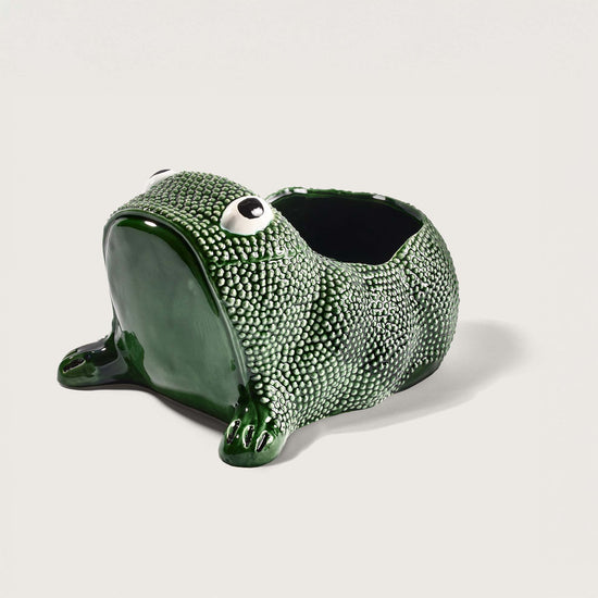 EMERALD GREEN